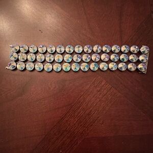 Henri Bendel Brilliant On Point Crystal Bracelet Mint Condition Triple Layer